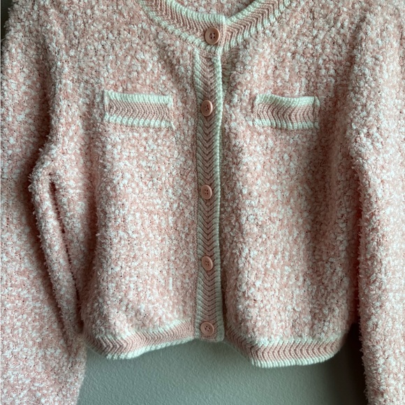 Alice + Olivia by Stacy Bendet Noella Crew Neck Cropped Cardigan - Picture 15 of 16